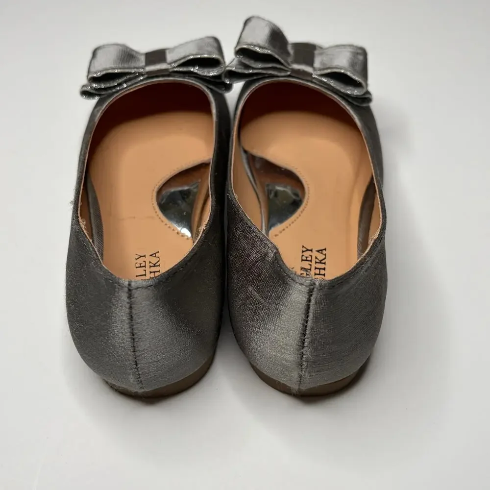 Badgley Mischka Amber Glitzy Bow Silver Ballet Flats Girls Size 12